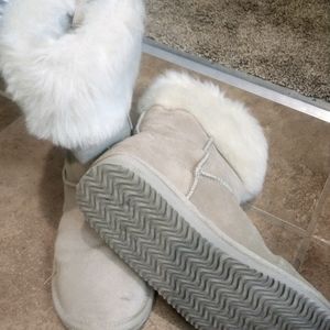 american eagle ugg boots